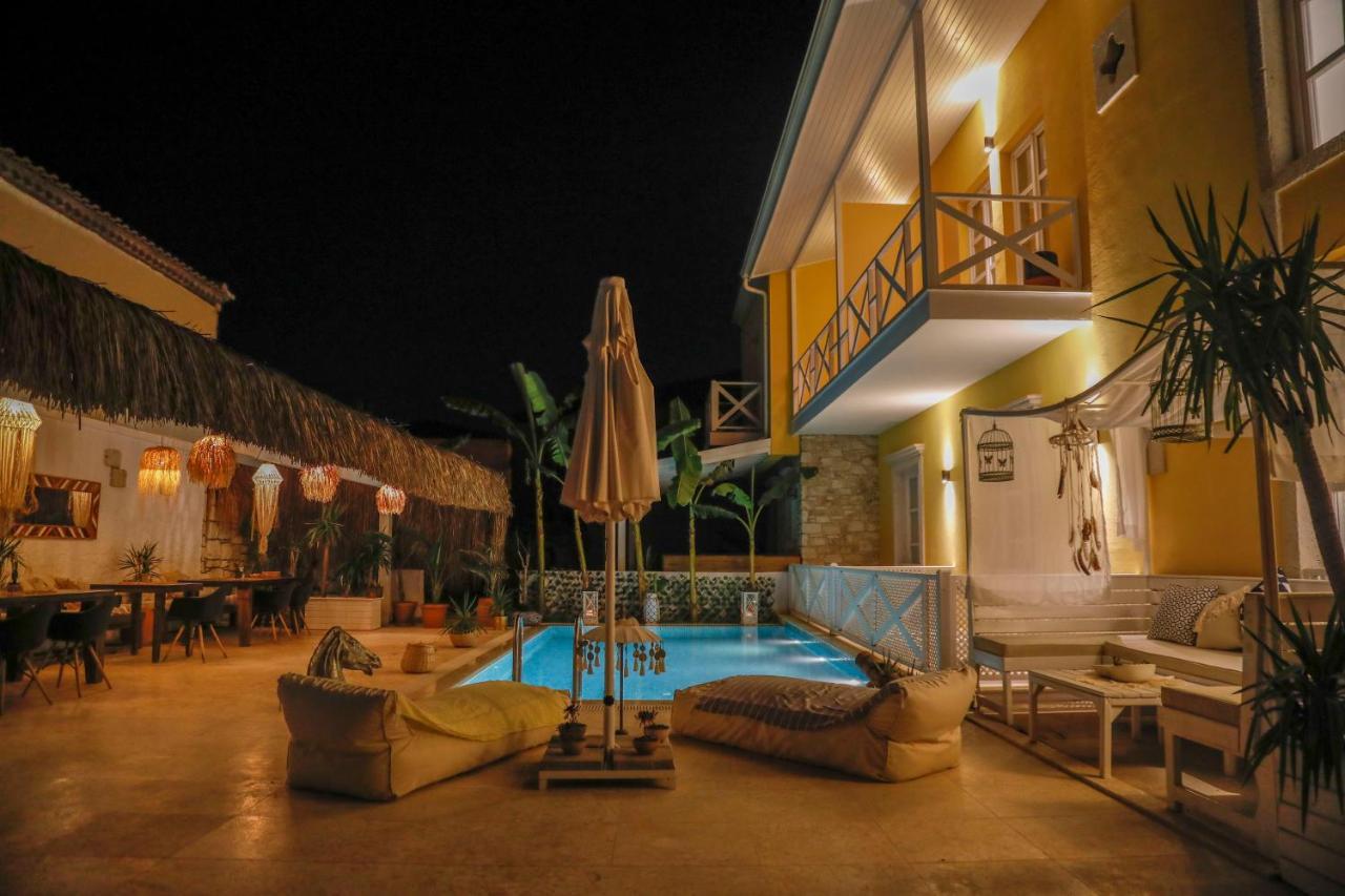 Adacan Butik Otel Smirne Esterno foto